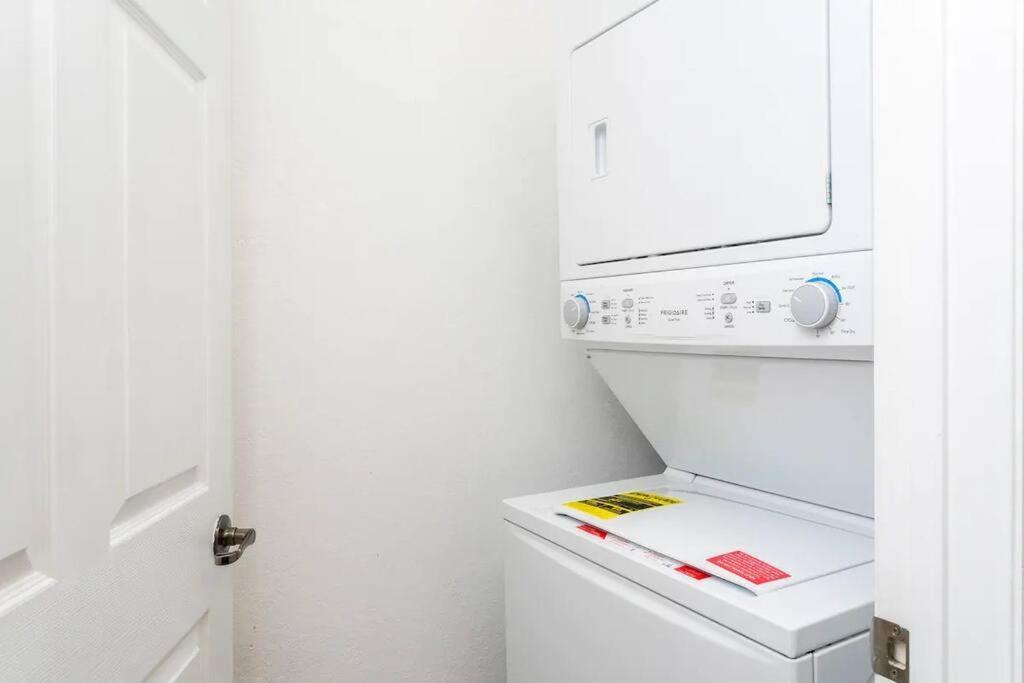 Beautiful Orlando Apt With Nemo Bedroom, 15 Min To Disney! Kissimmee Exteriér fotografie